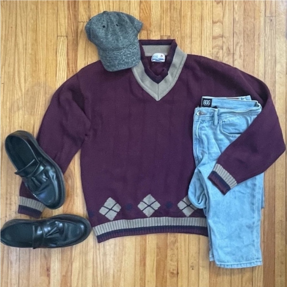 VTG Great Lakes Recreation V-Neck Argyle Sweater